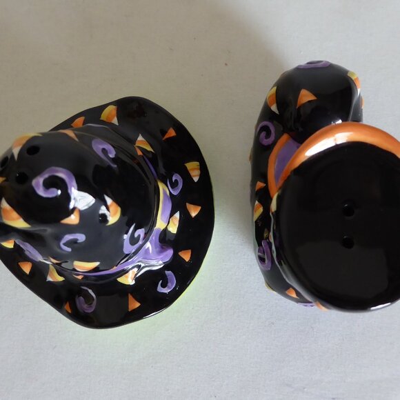 NEW 2003 SPOOKY HOLLOW WITCH HAT BOOT CERAMIC SALT PEPPER SHAKER SET - Picture 10 of 15